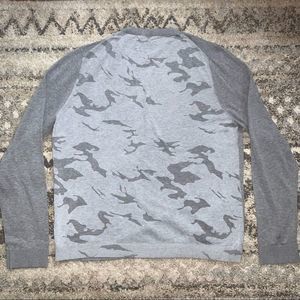 Zadig & Voltaire Light Gray Camo/Wave Vneck LS XL